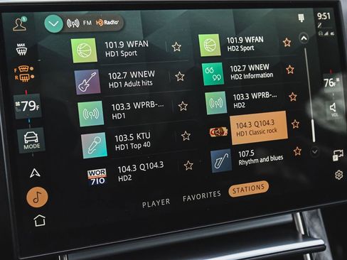 Used 2024 Land Rover Range Rover Velar S image 17