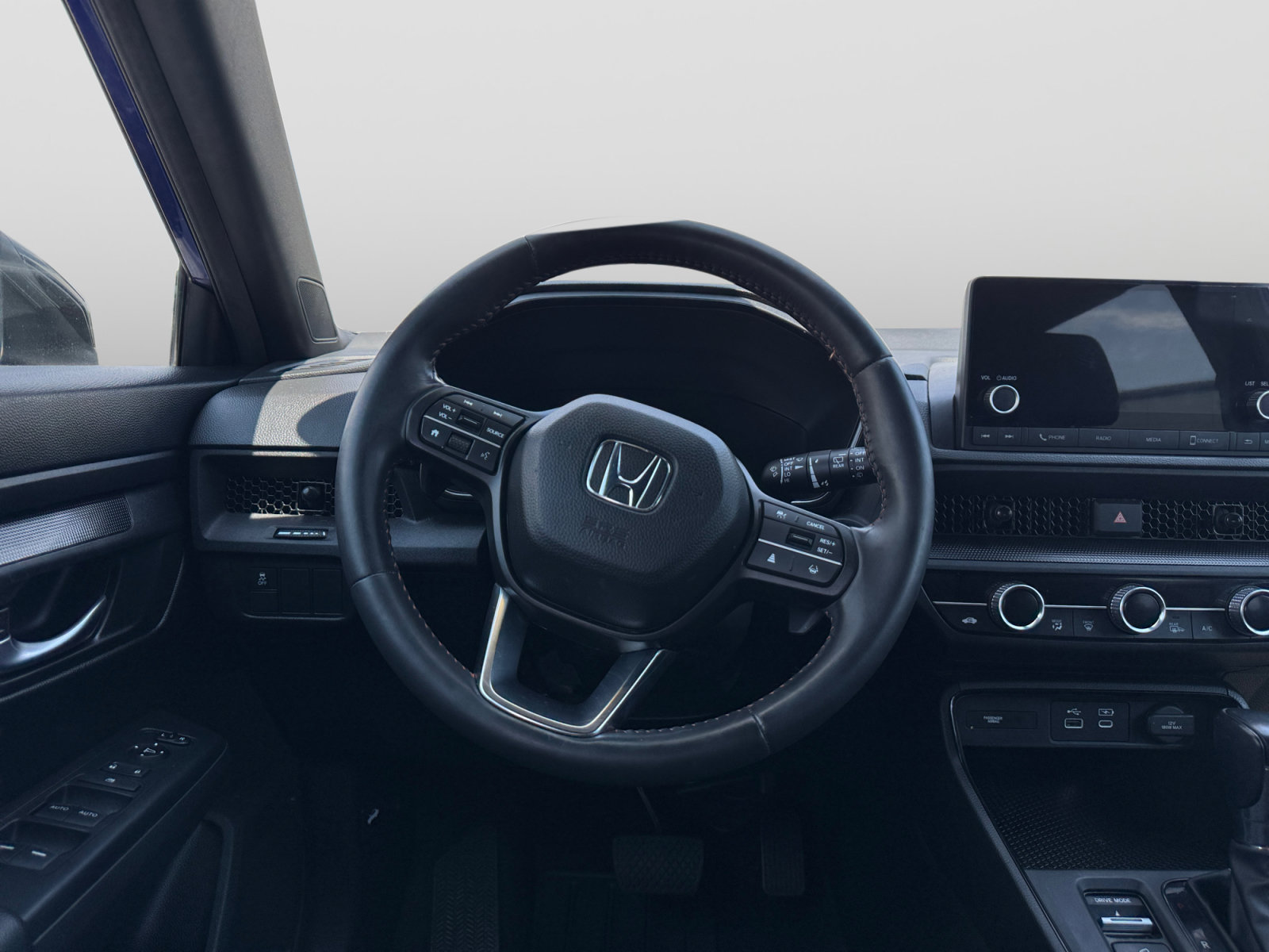 Used 2023 Honda CR-V Sport image 12