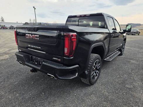 Used 2024 GMC Sierra 1500 AT4 w/ Technology Package image 2