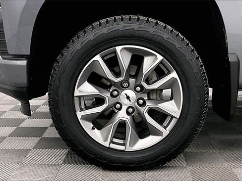 Used 2021 Chevrolet Silverado 1500 RST w/ Convenience Package II image 9