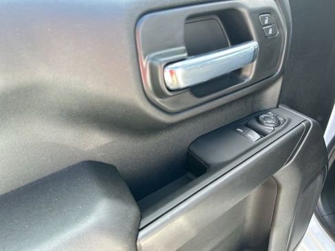 New 2026 GMC Sierra 2500 Pro AWD/4WD image 17