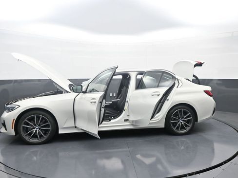 Used 2021 BMW 330i xDrive Sedan w/ Convenience Package AWD/4WD image 40