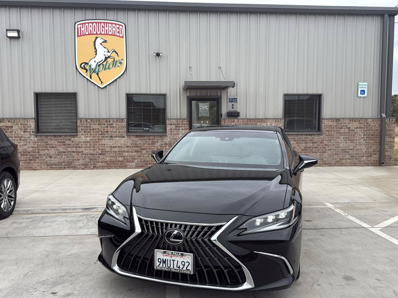 Used 2024 Lexus ES 300h w/ Premium Package FWD image 3