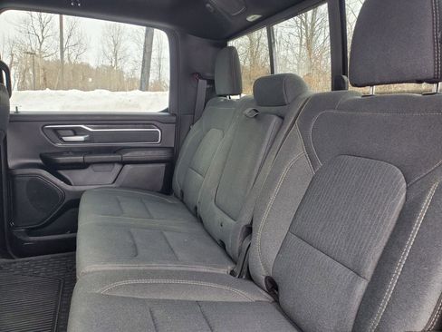 Used 2022 RAM 1500 Big Horn AWD/4WD image 30