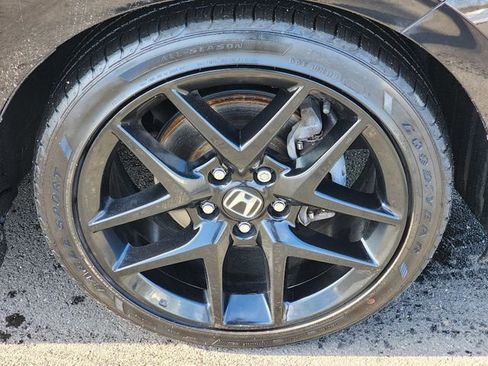 Used 2024 Honda Civic Sport image 9