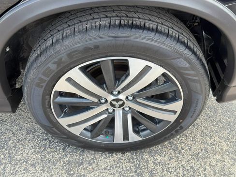 Used 2023 Mitsubishi Outlander Sport SE AWD/4WD image 8