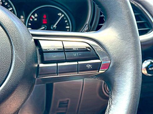 New 2026 MAZDA MAZDA3 2.5 S Hatchback w/ Premium Pkg FWD image 19