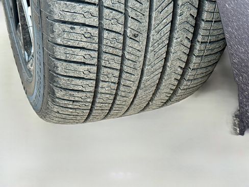 Used 2022 Land Rover Range Rover Sport SVR image 43