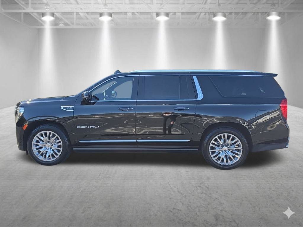 Used 2023 GMC Yukon XL Denali w/ Denali Reserve Package AWD/4WD image 10