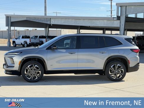 New 2026 Buick Enclave Sport Touring w/ Power Package AWD/4WD image 9