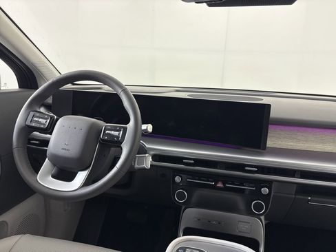 New 2026 Hyundai Ioniq 9 SEL image 23