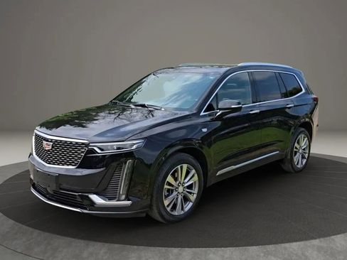 Used 2023 Cadillac XT6 Premium Luxury w/ Platinum Package AWD/4WD image 30