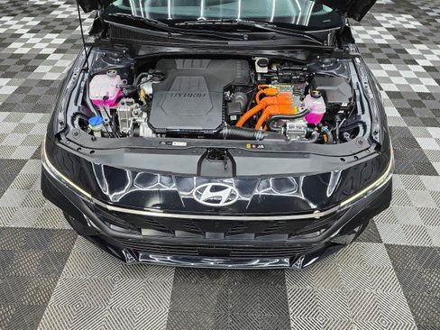 Used 2024 Hyundai Elantra Limited FWD image 39