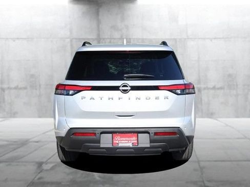 Certified 2025 Nissan Pathfinder SV FWD image 6