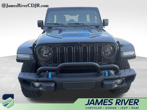 Used 2023 Jeep Wrangler Unlimited Rubicon 4xe image 3