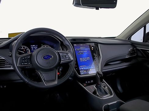 Used 2025 Subaru Outback Touring XT image 13