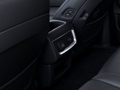 New 2026 Kia Carnival SX FWD image 26