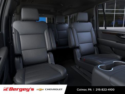 New 2026 Chevrolet Suburban Z71 w/ Z71 Off-Road Package image 19