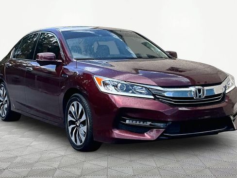Used 2017 Honda Accord EX-L image 2