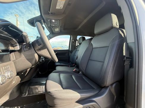 Used 2026 GMC Sierra 1500 SLT AWD/4WD image 11