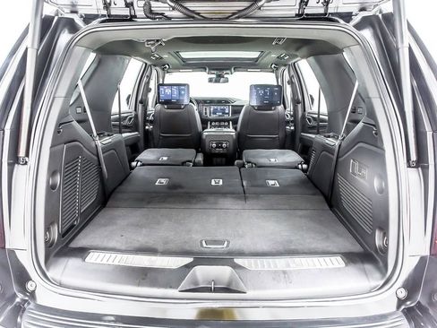 Used 2021 GMC Yukon Denali w/ LPO, Illumination Package RWD image 37