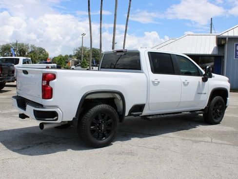 Used 2023 Chevrolet Silverado 2500 LT AWD/4WD image 11