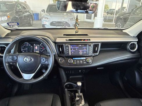 Used 2017 Toyota RAV4 Limited FWD image 8