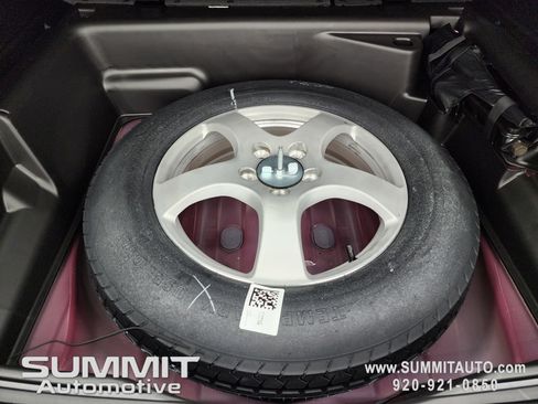 New 2026 Jeep Grand Cherokee Altitude image 28