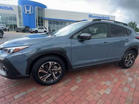 Used 2025 Subaru Crosstrek 2.0i Premium AWD/4WD image 7