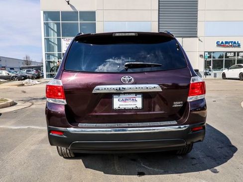 Used 2013 Toyota Highlander Limited image 8