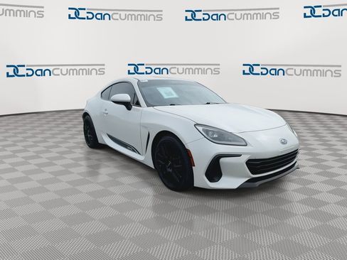Used 2024 Subaru BRZ Limited RWD image 3