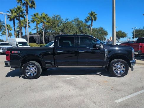 Certified 2025 Ford F350 Lariat w/ Chrome Package image 3