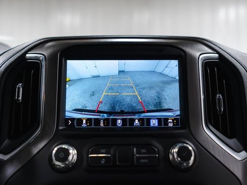 Used 2023 GMC Sierra 2500 Denali w/ Technology Package image 16