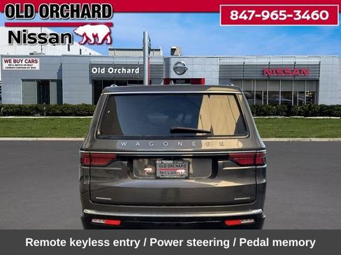 Used 2022 Jeep Wagoneer Series I w/ Premium Group I AWD/4WD image 8