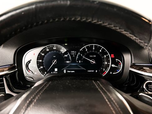 Used 2017 BMW 530i image 21