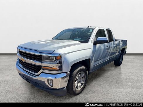 Used 2018 Chevrolet Silverado 1500 LT w/ All Star Edition RWD image 5