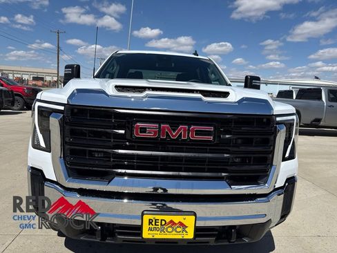 New 2026 GMC Sierra 3500 Pro AWD/4WD image 2