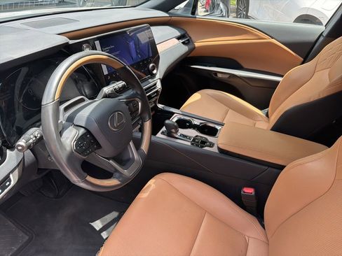 Used 2024 Lexus RX 350 Premium w/ Convenience Package AWD/4WD image 11