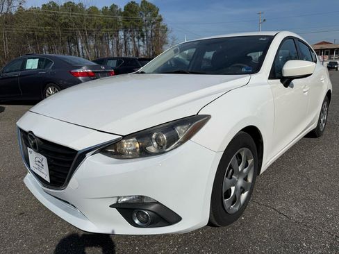 Used 2014 MAZDA MAZDA3 i Sport image 3
