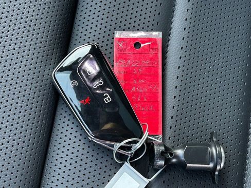 Used 2025 Volkswagen Atlas Cross Sport SEL image 53