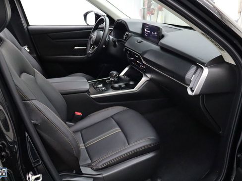 Used 2025 MAZDA CX-90 3.3 Turbo w/ Select Package image 28