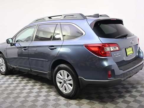 Used 2016 Subaru Outback 2.5i Premium AWD/4WD image 3