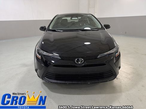 New 2026 Toyota Corolla LE image 1