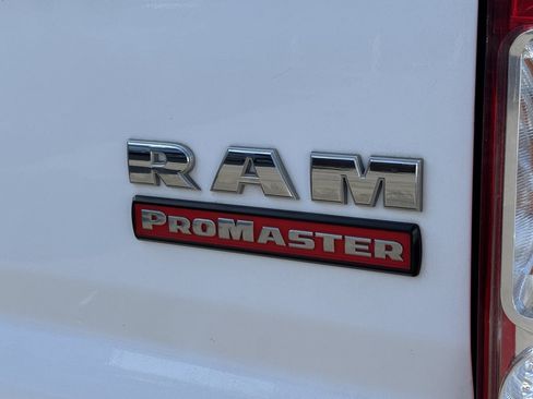 Used 2022 RAM ProMaster 2500 FWD image 10