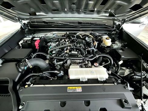 Used 2025 Toyota Tacoma TRD Sport image 20