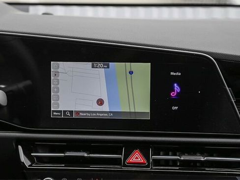 New 2025 Kia Niro EX image 15