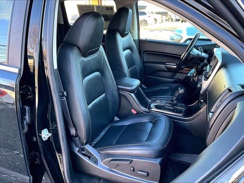 Used 2018 GMC Canyon SLT w/ Trailering Package image 7