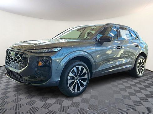 Used 2026 Audi Q3 quattro 2.0T AWD/4WD image 3