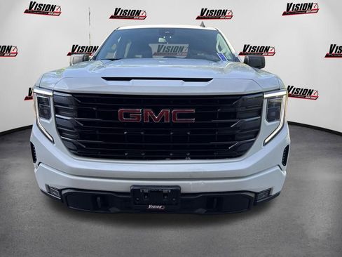 Used 2023 GMC Sierra 1500 Elevation w/ X31 Off-Road Package AWD/4WD image 2
