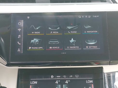 Used 2024 Audi Q8 e-tron Premium Plus w/ Premium Plus Package AWD/4WD image 24